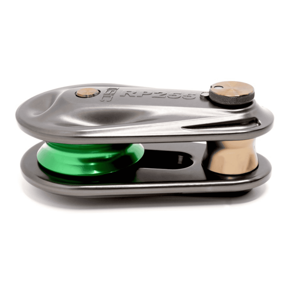 ISC Medium Rigging Pulley side view grey pulley with green rope spindle